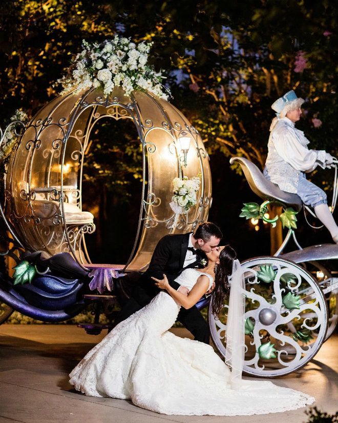  Instagram  @disneyweddings